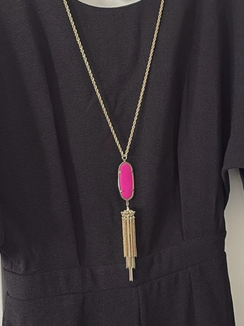 [Kendra Scott] Rayne Chandelier Tassel Long Pendant Necklace Hot Pink/Gold Tone - Picture 5 of 10